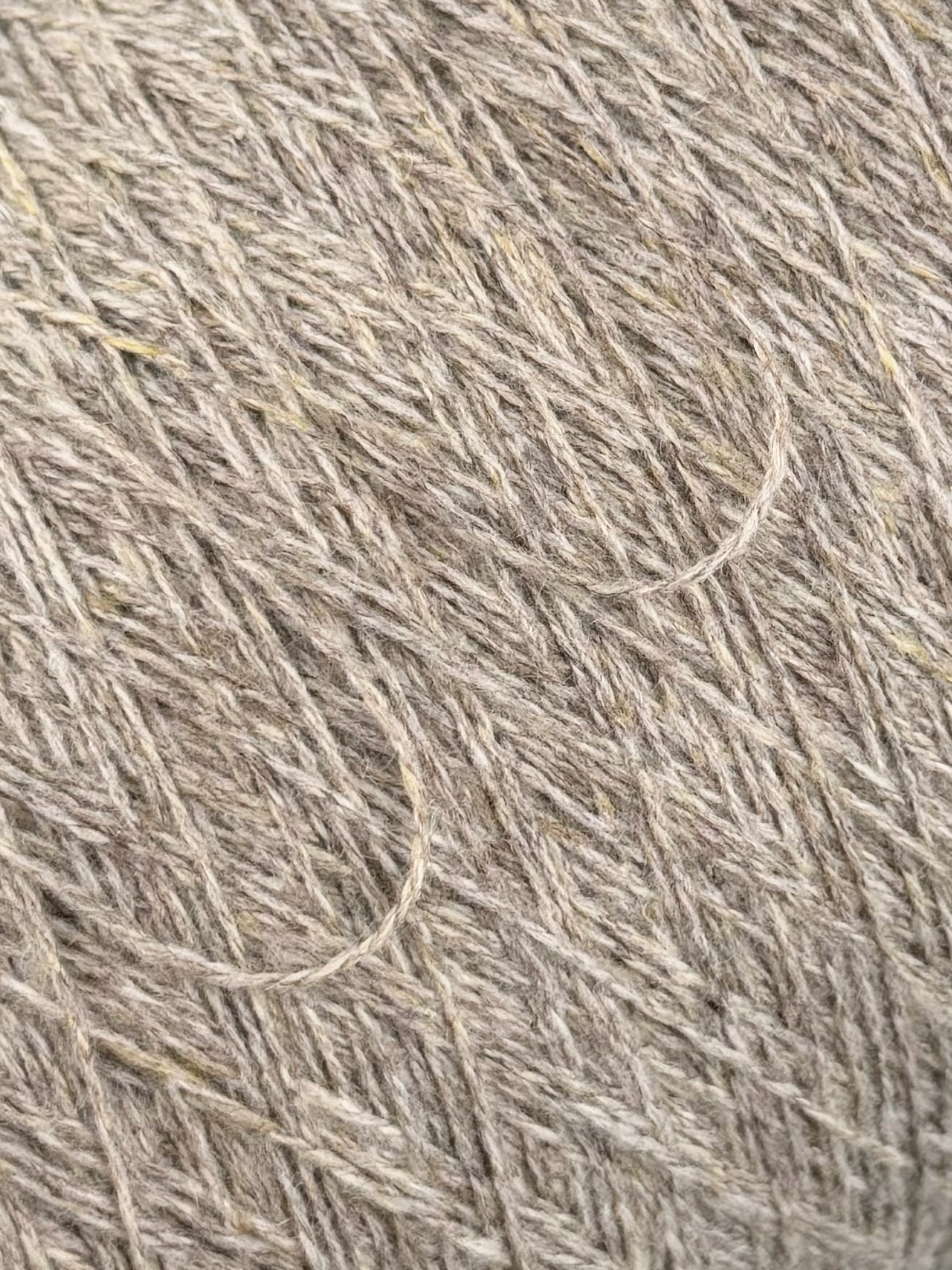 Loro Piana Coars Unexpected 2/11 – 100% Kaschmirgarn col. Taupe Mélange (Cod. C649 622C)